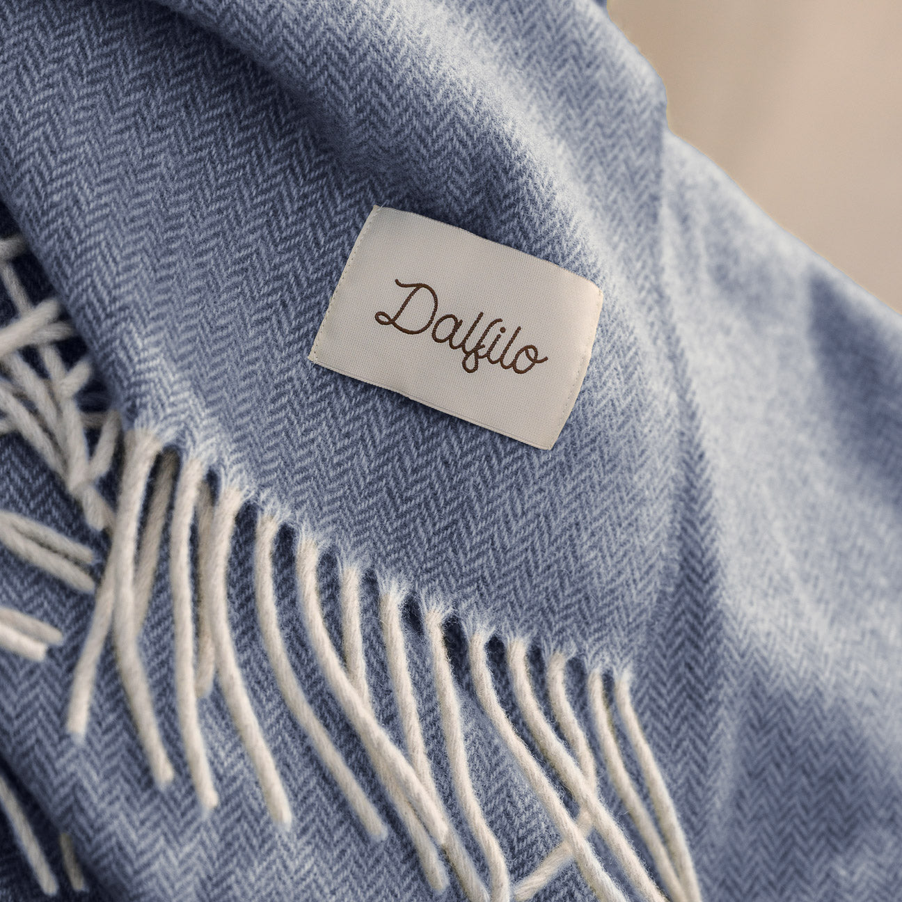 Wolldecke
- 130x180 cm- Denim- Regenerierter Wolle - Dalfilo